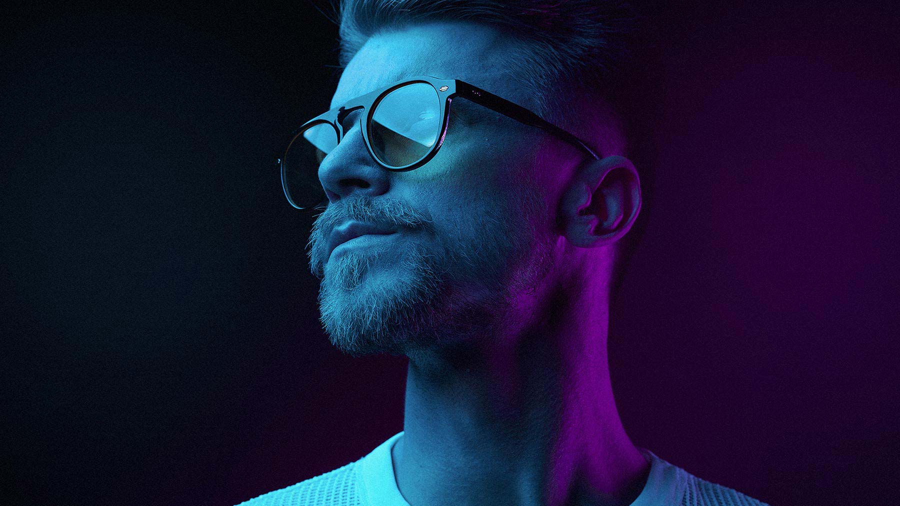 default-img